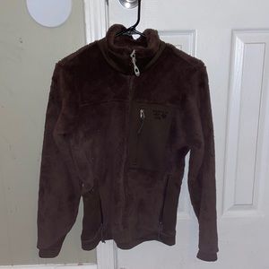 Fleece full zip ski jacket. Brand is mountain hardware. Size small. Color brown